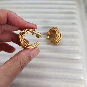 INS Гореща разпродажба Многослойни обеци-халки златен цвят Circle C, за жени и момичета с проста геометрична катарама за уши, Сватбени декорации и аксесоари
