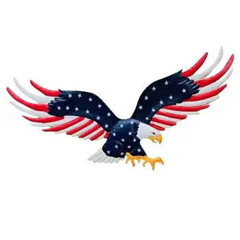 Метален Орел Външен декор Скулптура Белоголового орлана под флага на сащ Статуята на Белоголового орлана под флага на сащ За Градината на открито в чест на Деня на Независимостта